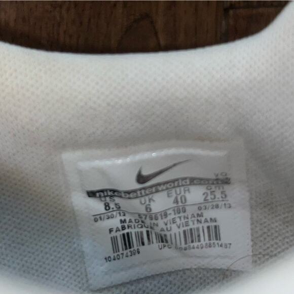 NIKE Capri III LTH Sneaker Womens Size 8.5 White Metallic Swoosh Low Top Lace Up - Picture 6 of 10